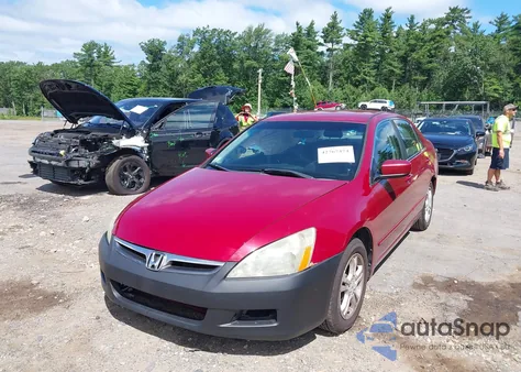 2007 Honda Accord 2.4 Se z USA, uszkodzony, nr VIN 1HGCM56307A035983